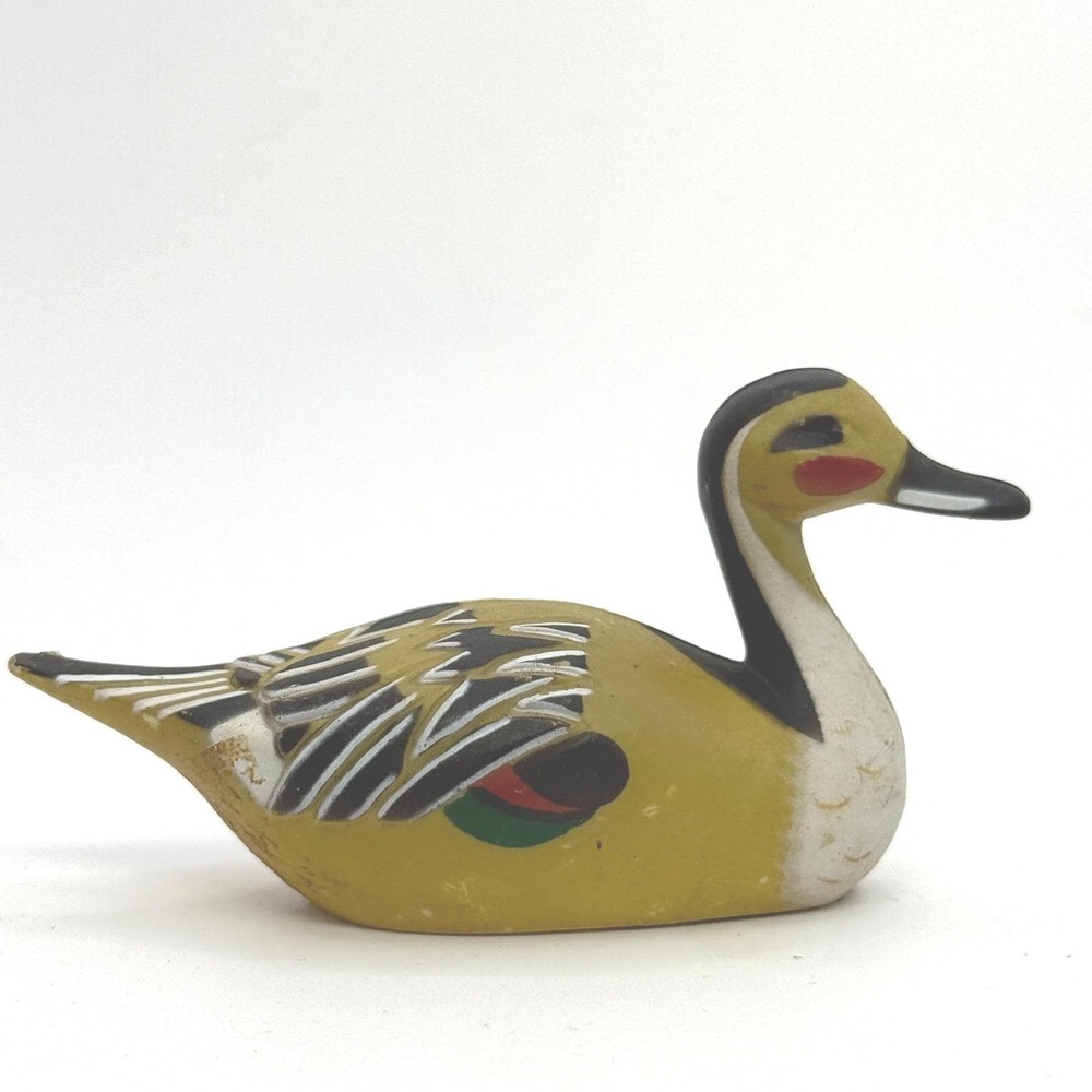 Unbranded Duck Figurine Small Yellow Hand Painted Vintage Good Folk Art Decor - Picture 4 of 13